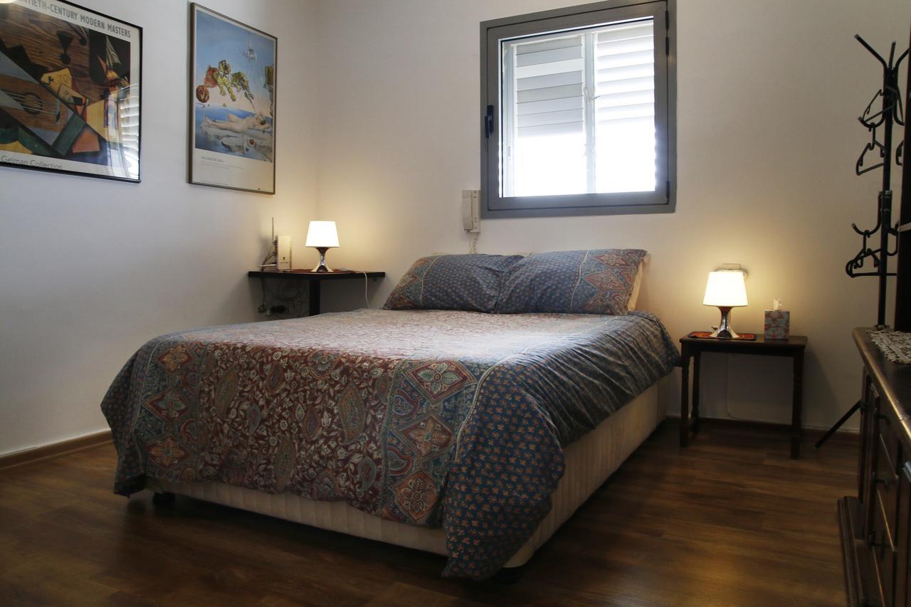 Herzelia Rooftop Special 2 Room Apartment Exterior photo