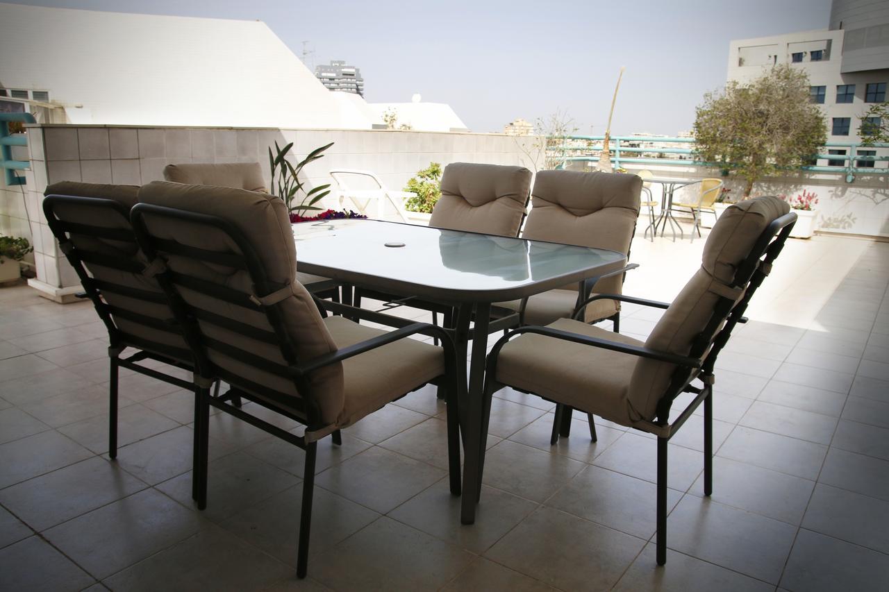 Herzelia Rooftop Special 2 Room Apartment Exterior photo